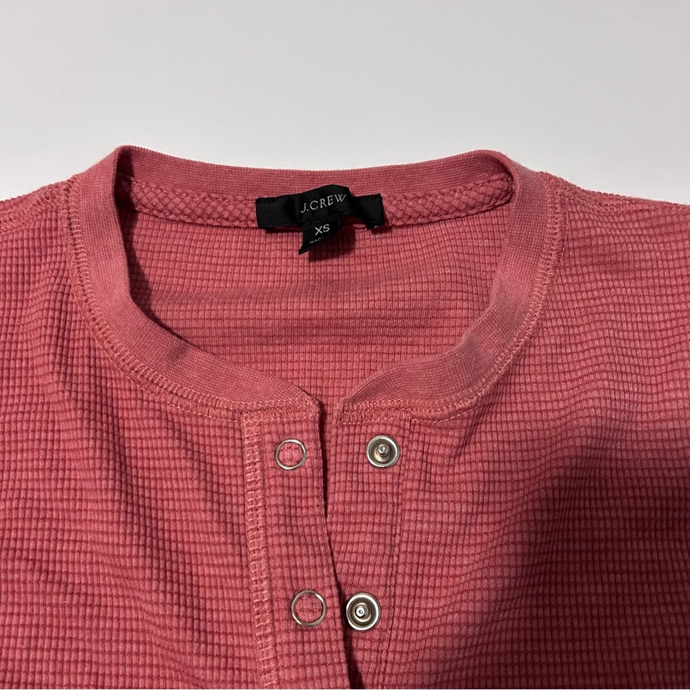 J. Crew Women’s Lightweight Waffle Henley Top Button Up Base Layer Coral Pink XS - Picture 6 of 16